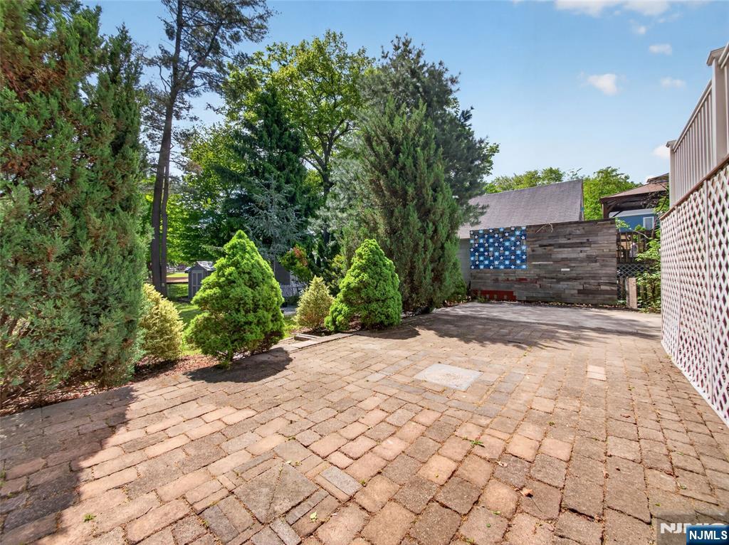 538 Coolidge Place