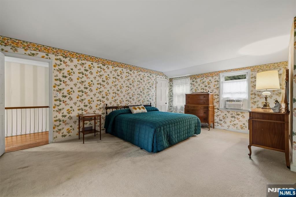 1 Carlyle Place