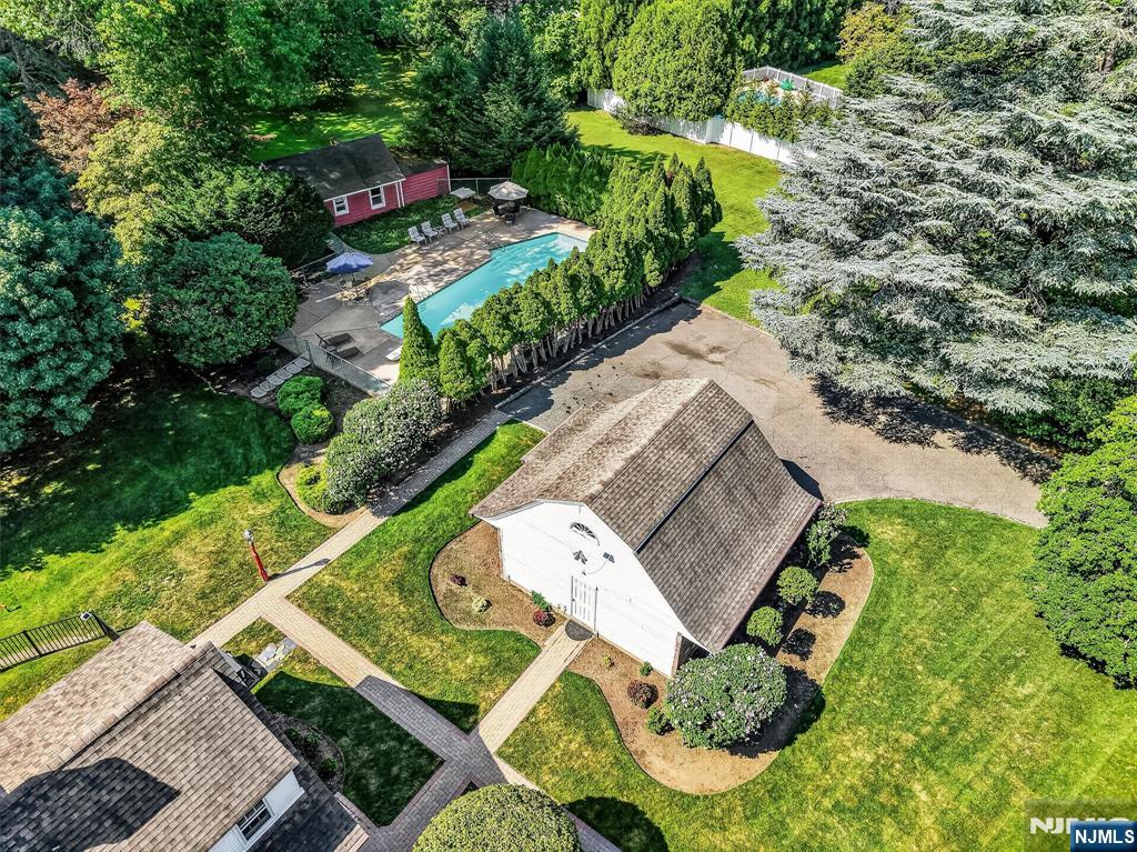 1 Carlyle Place