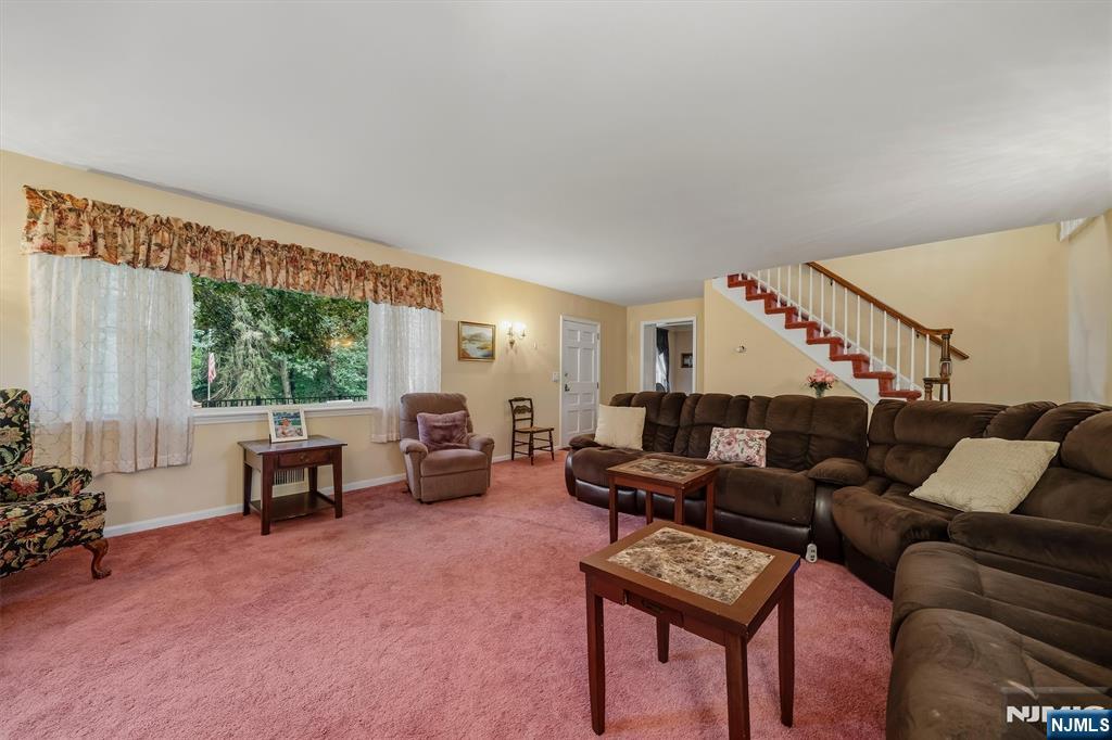 1 Carlyle Place