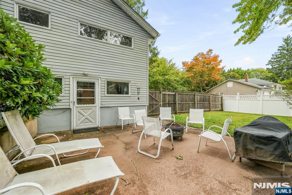 46 Standish Road