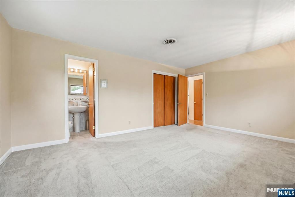 46 Standish Road