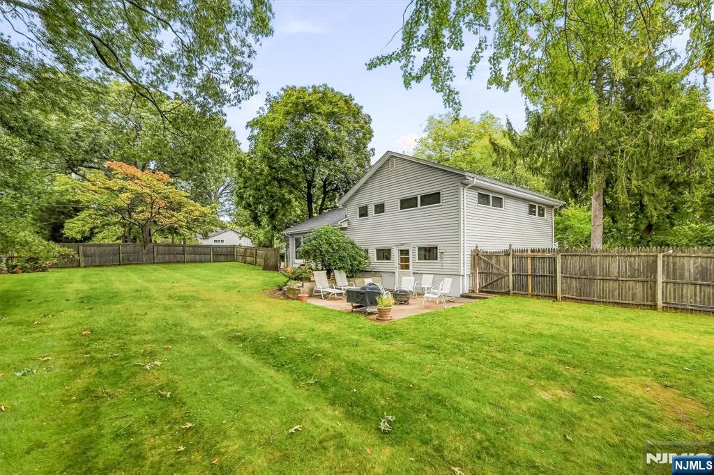 46 Standish Road