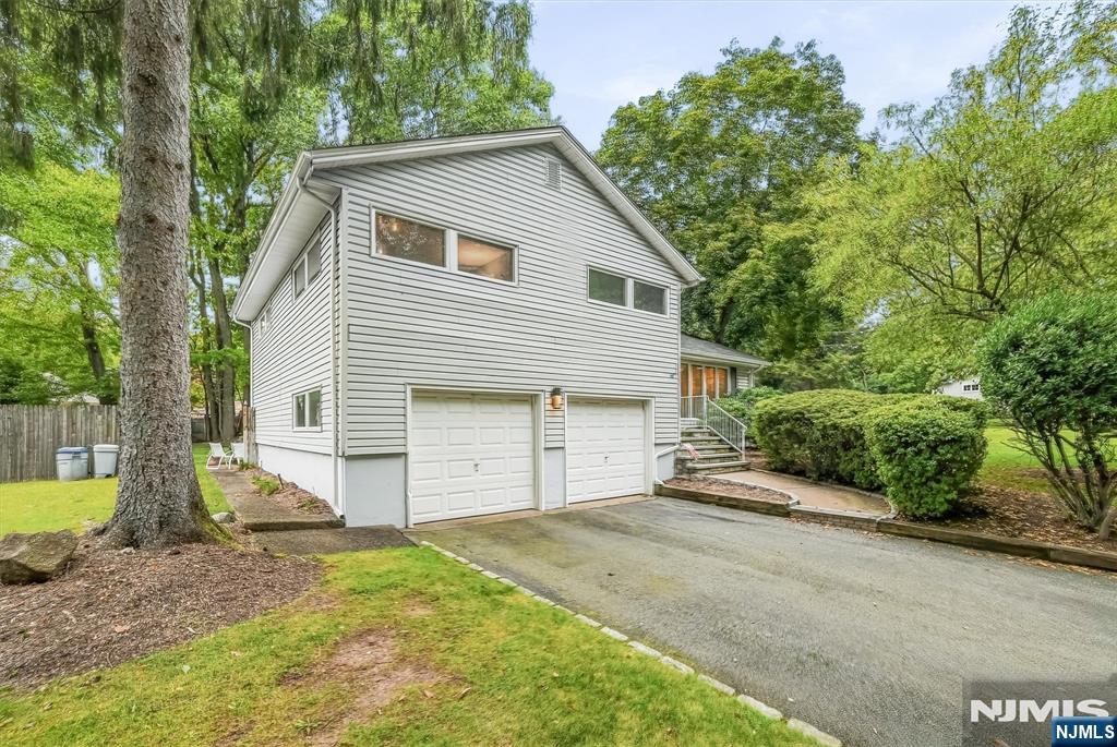 46 Standish Road