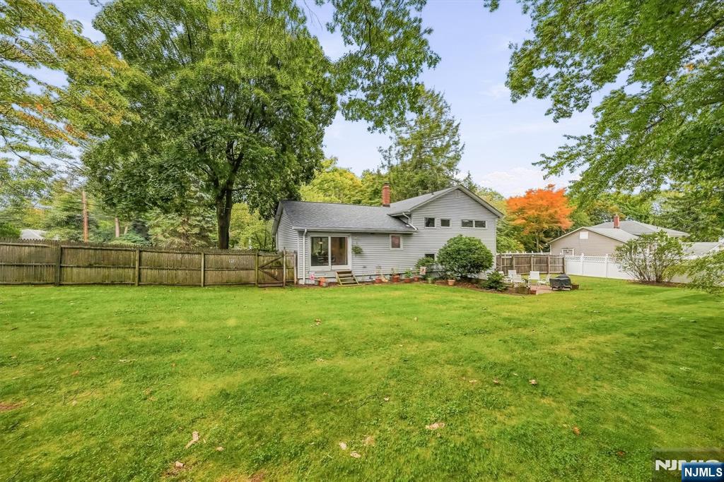 46 Standish Road