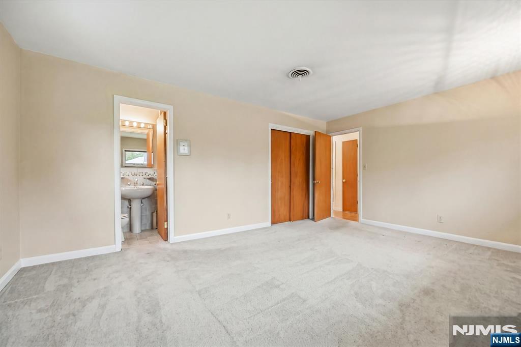 46 Standish Road