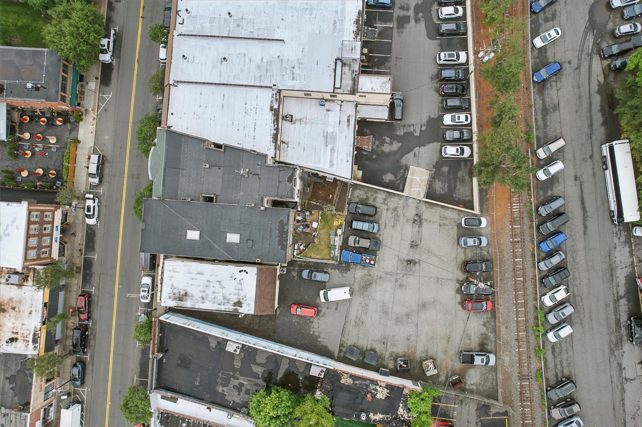 24 Lafayette Avenue