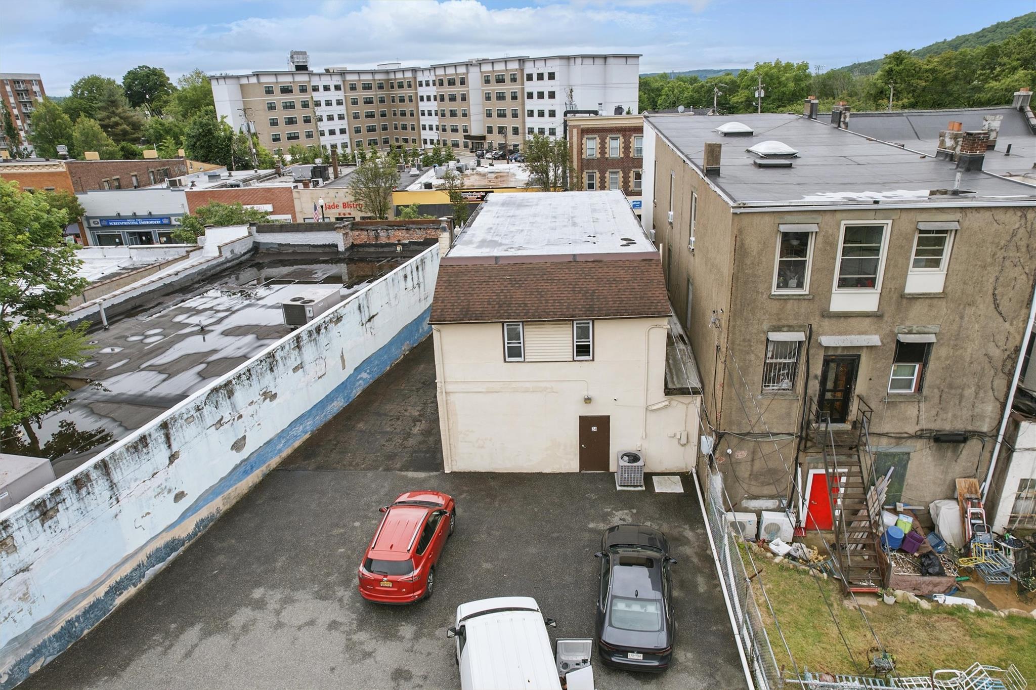 24 Lafayette Avenue