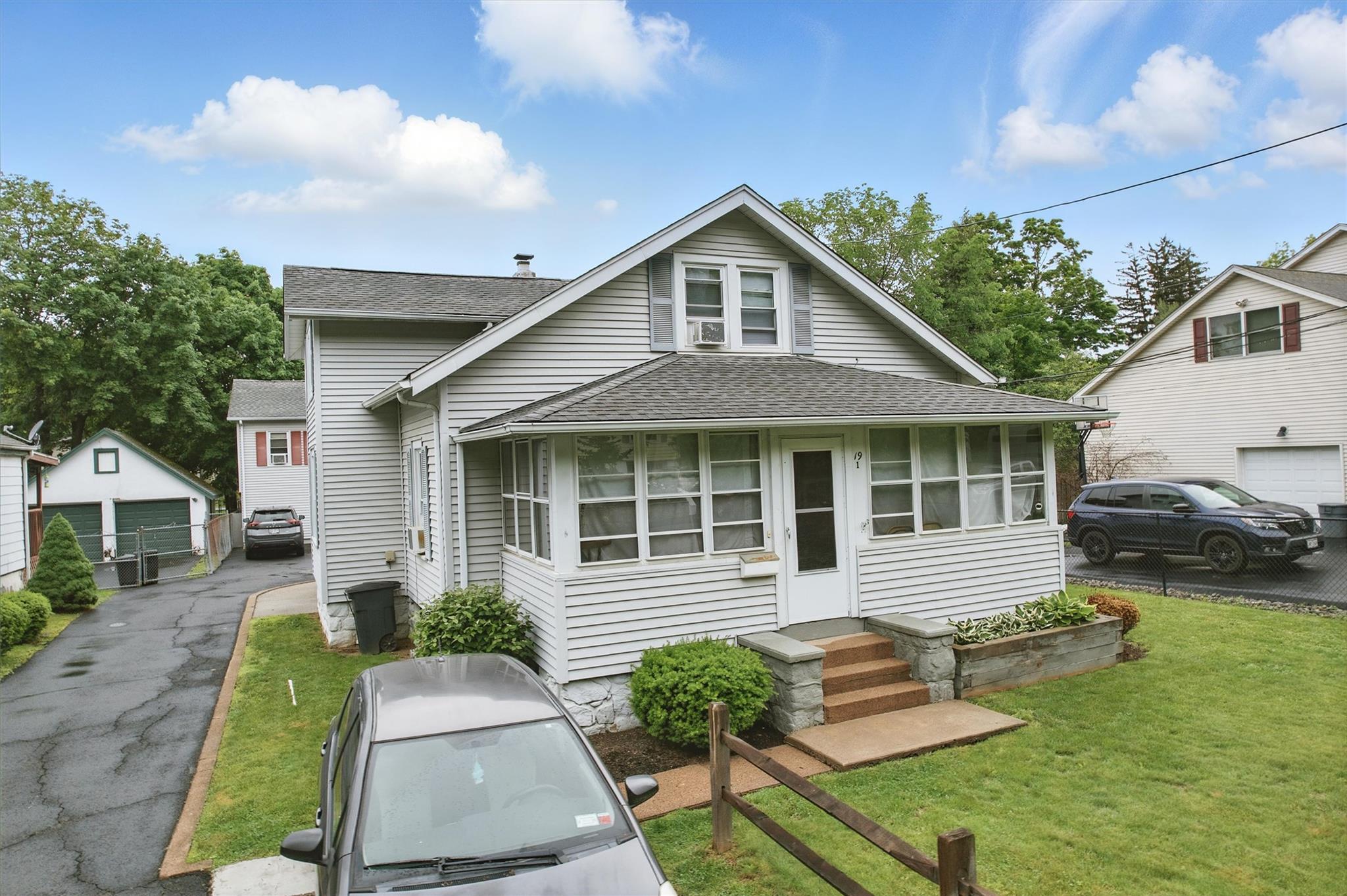19 Sheridan Avenue