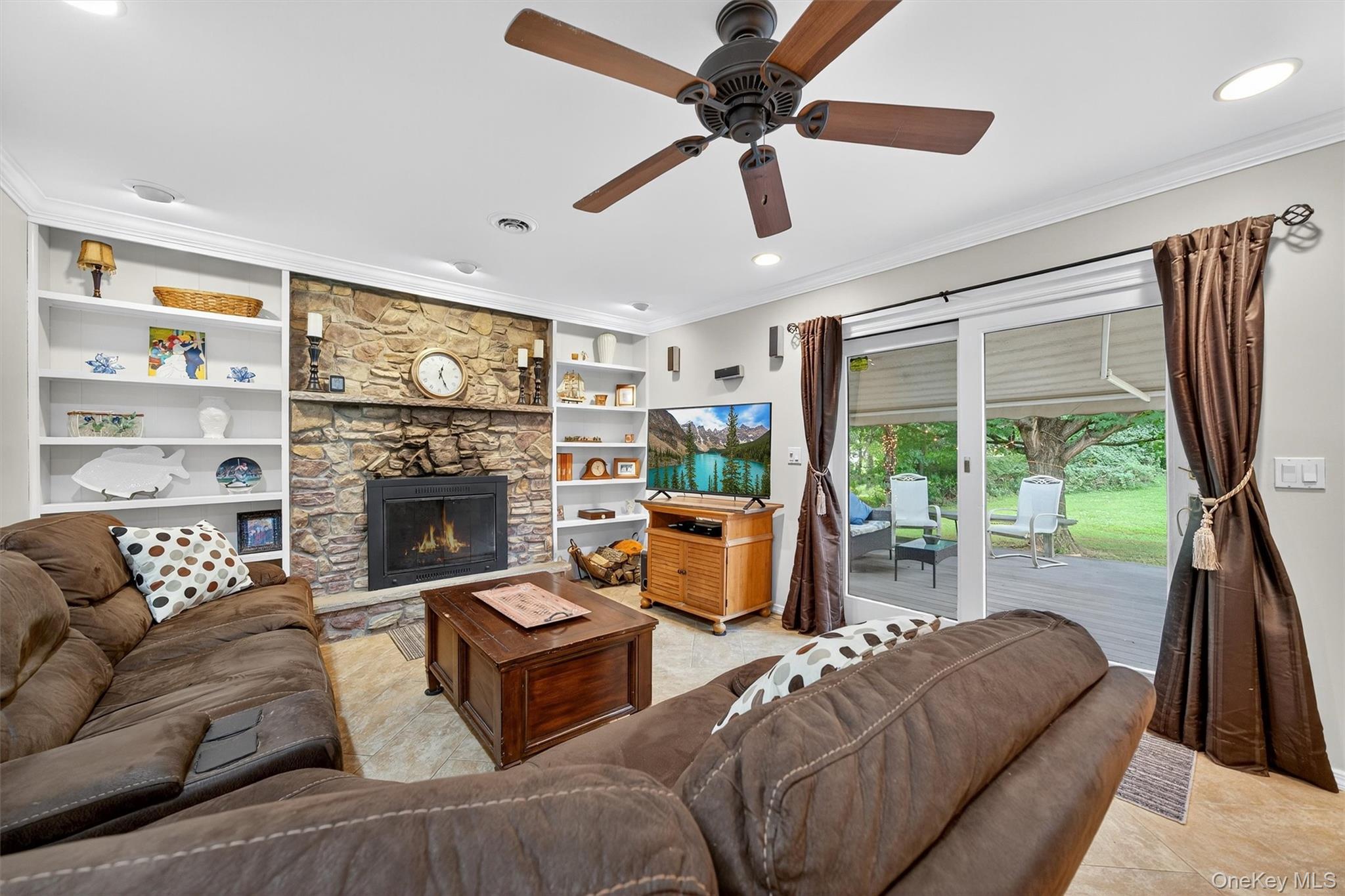3 Karsten Drive