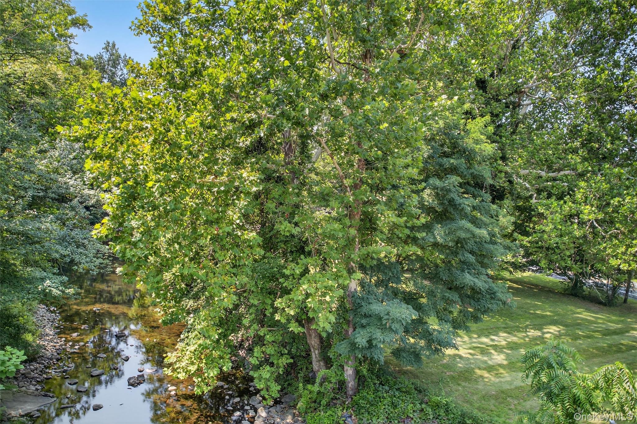 36 Seven Lakes Drive