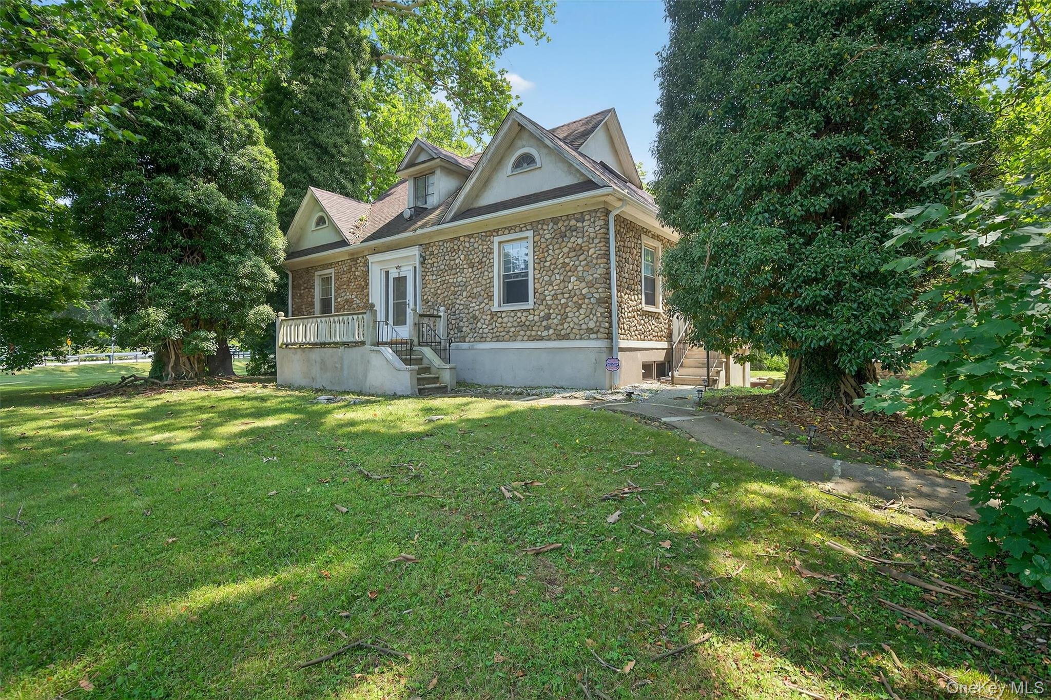 36 Seven Lakes Drive