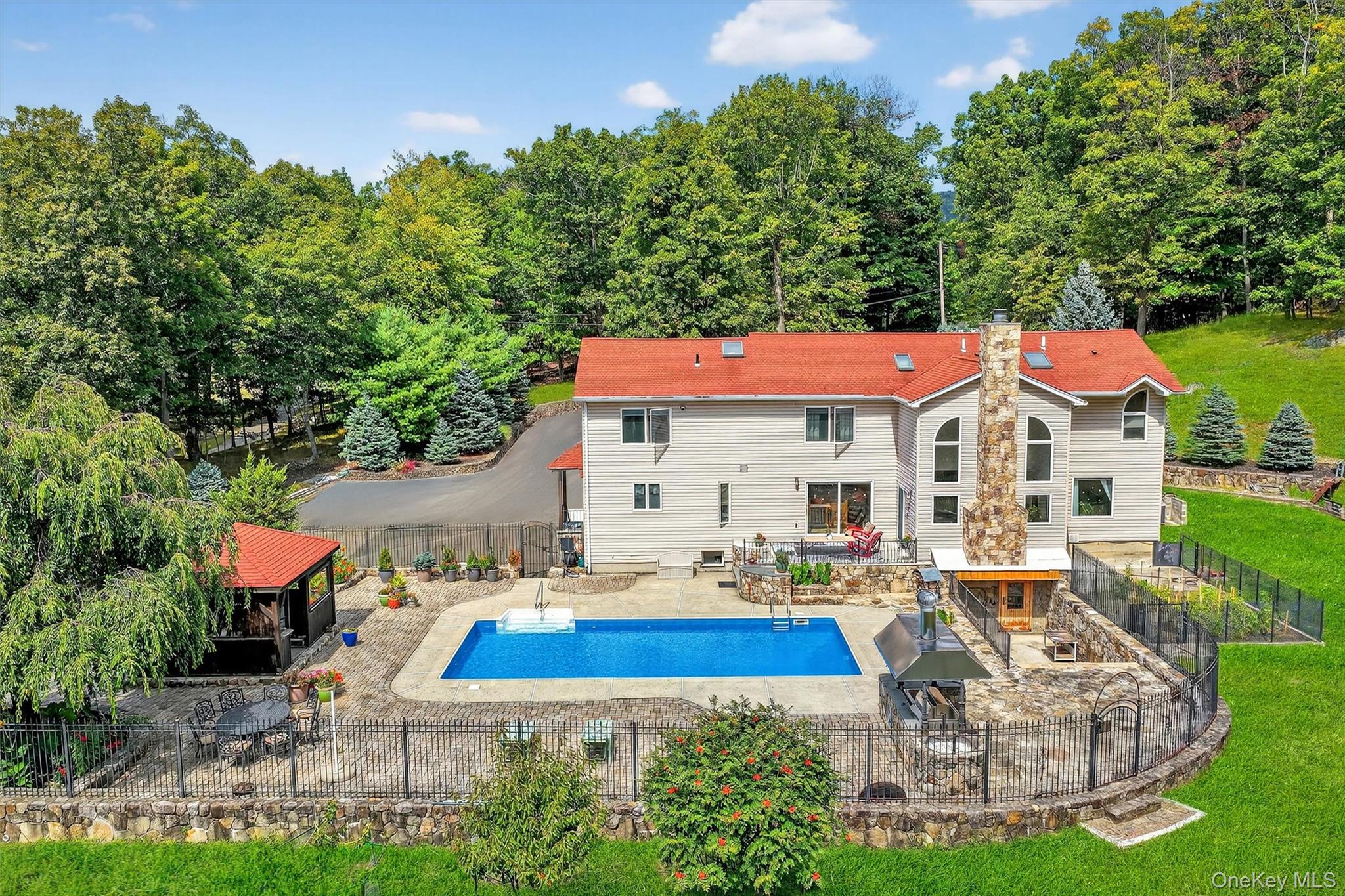 22 Skahen Drive