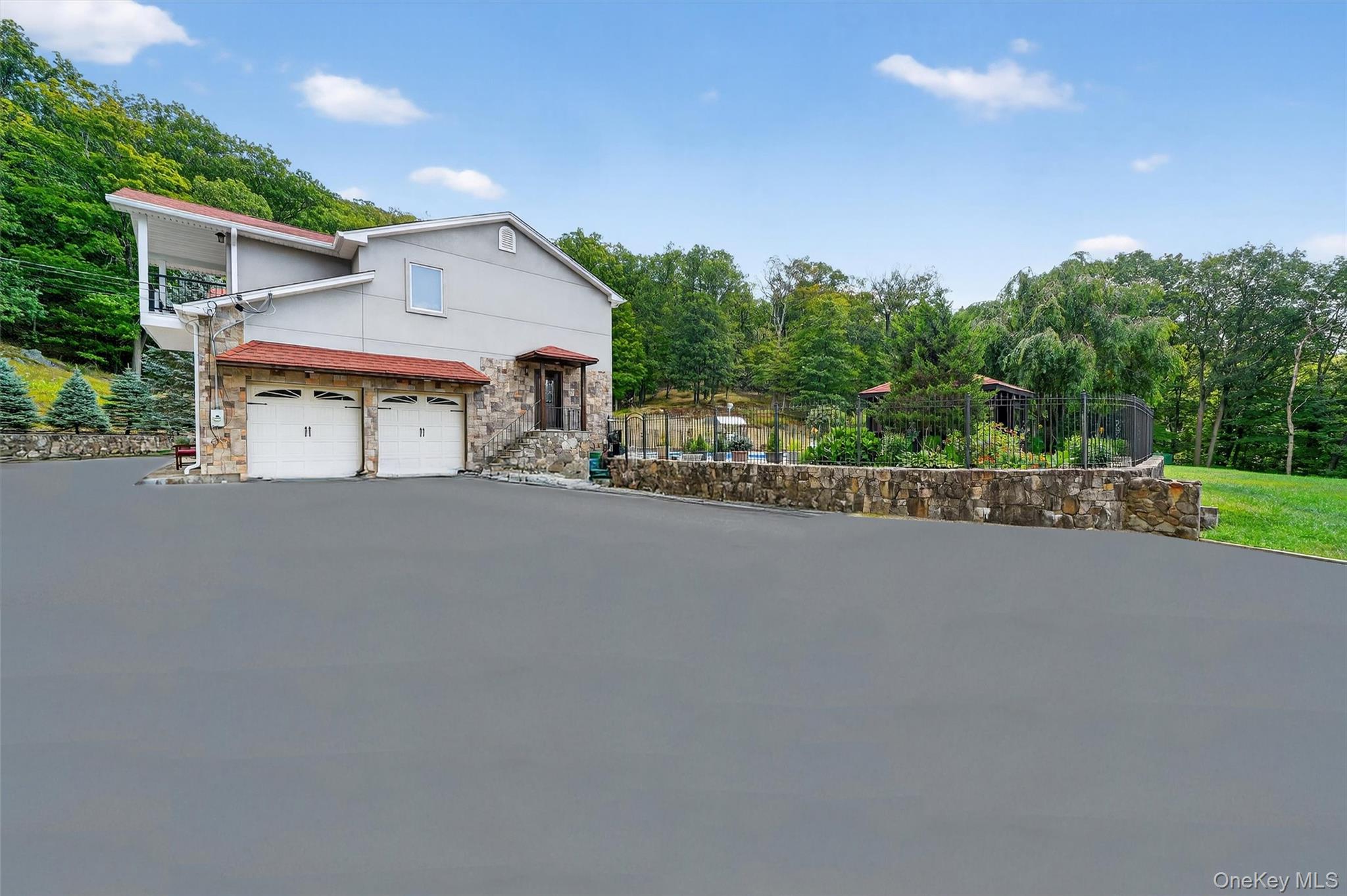 22 Skahen Drive