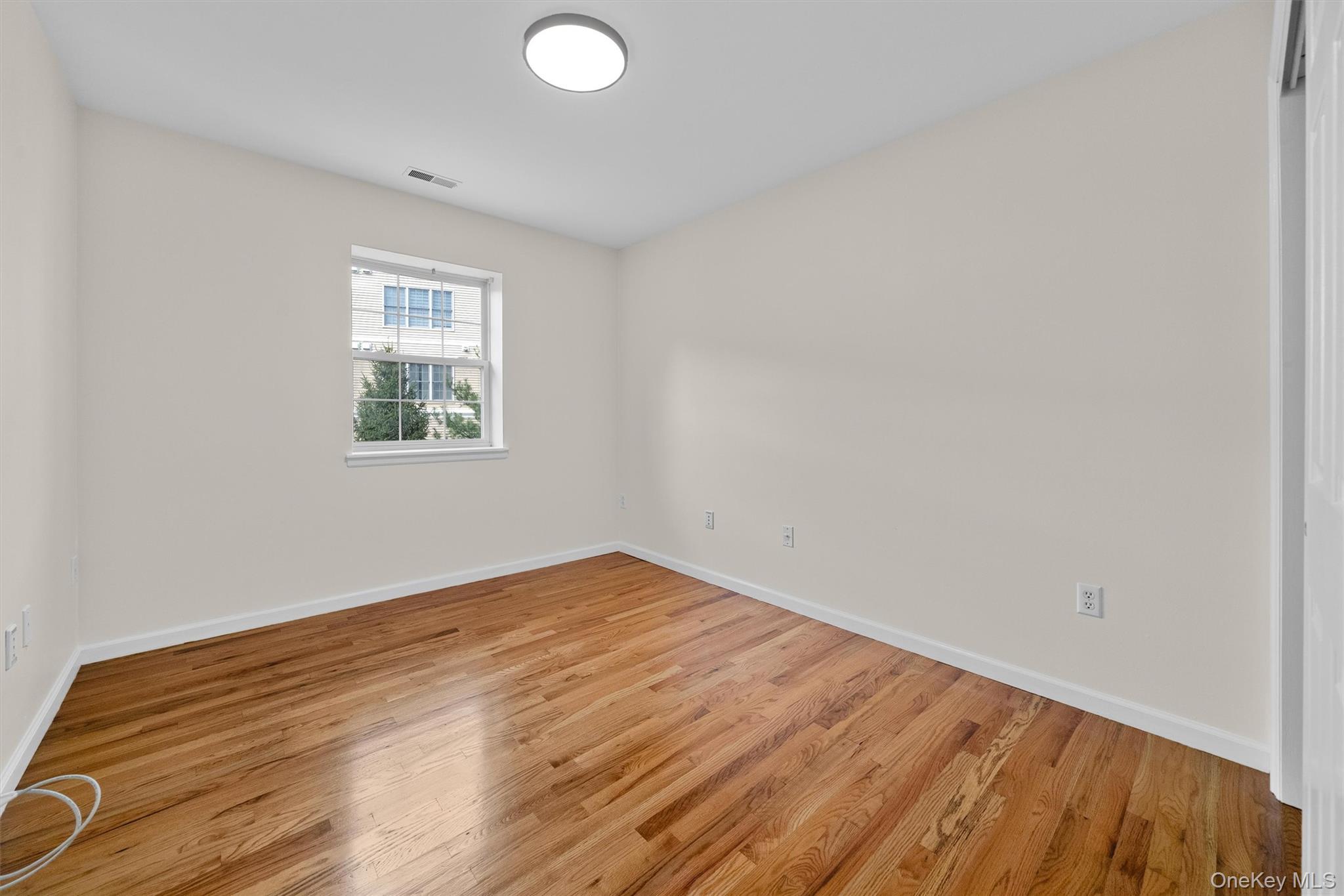 10-12 Chestnut Unit: A306