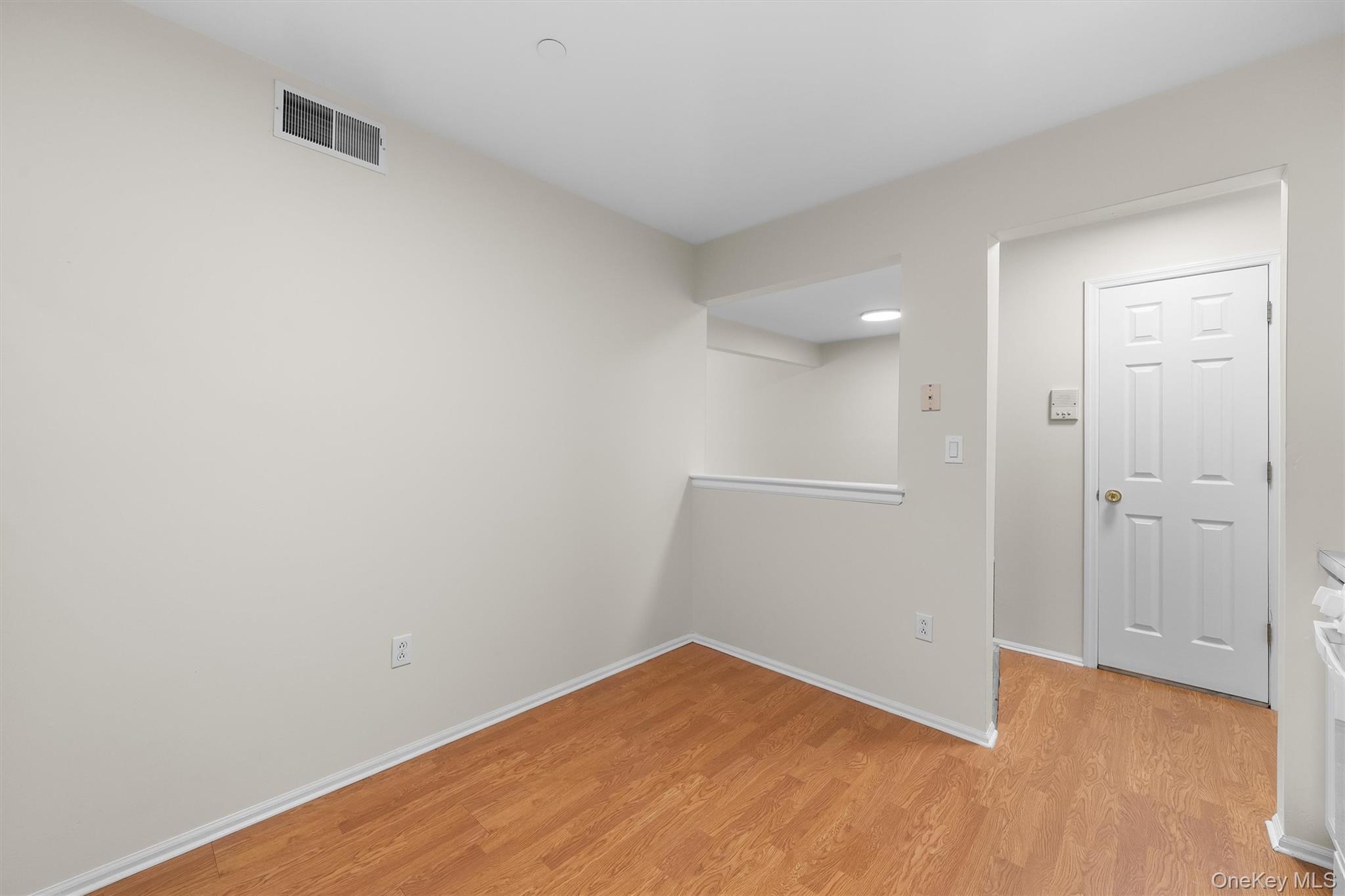 10-12 Chestnut Street Unit: B208