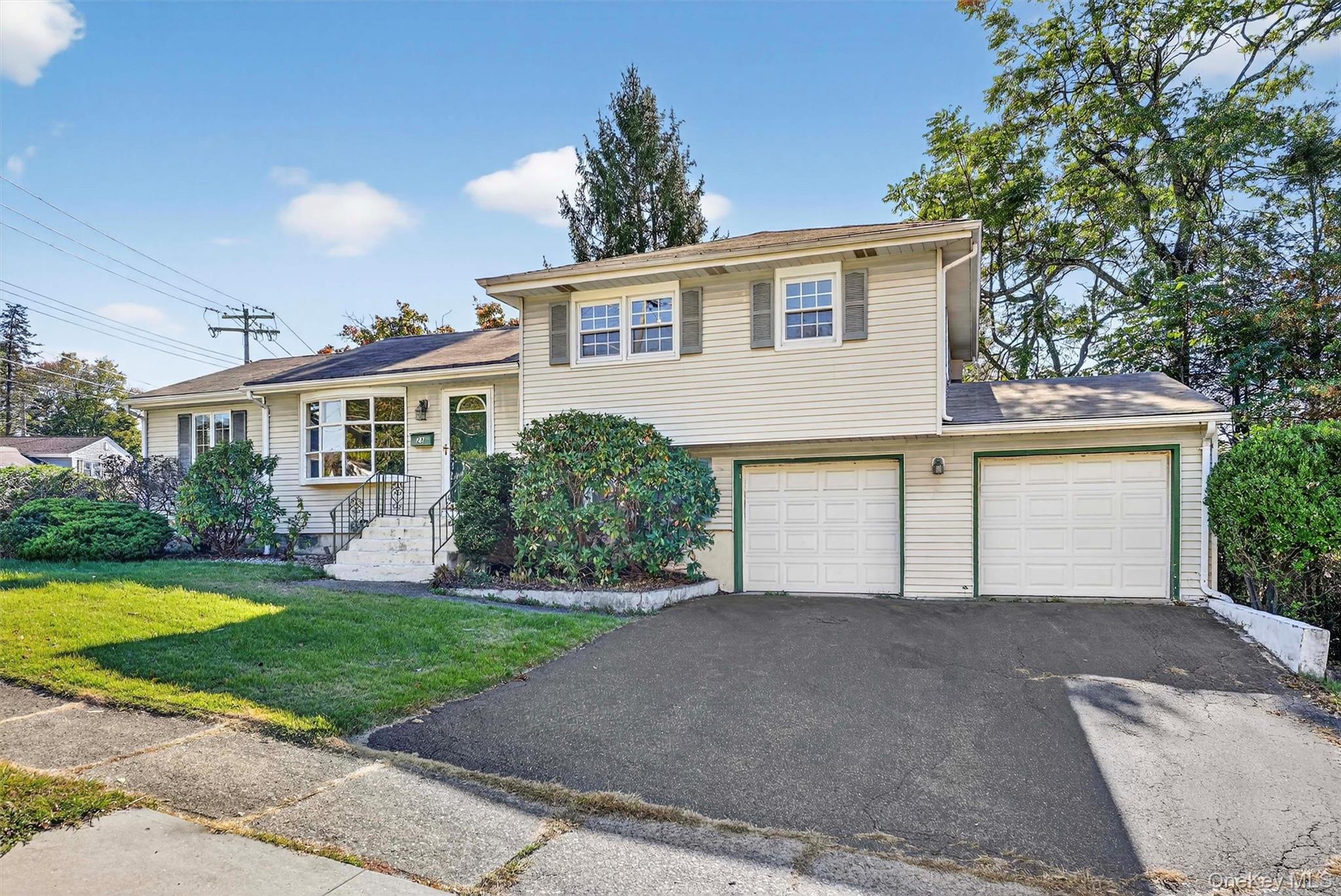 23 Maplewood Boulevard