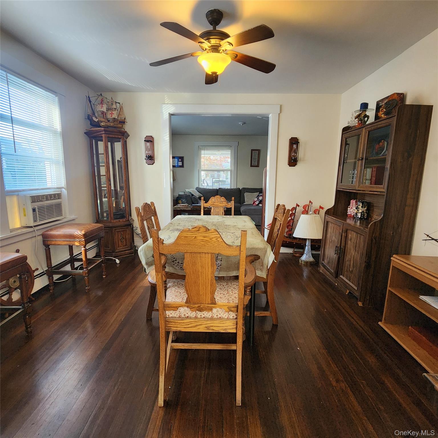 24 Prairie Avenue Unit: B