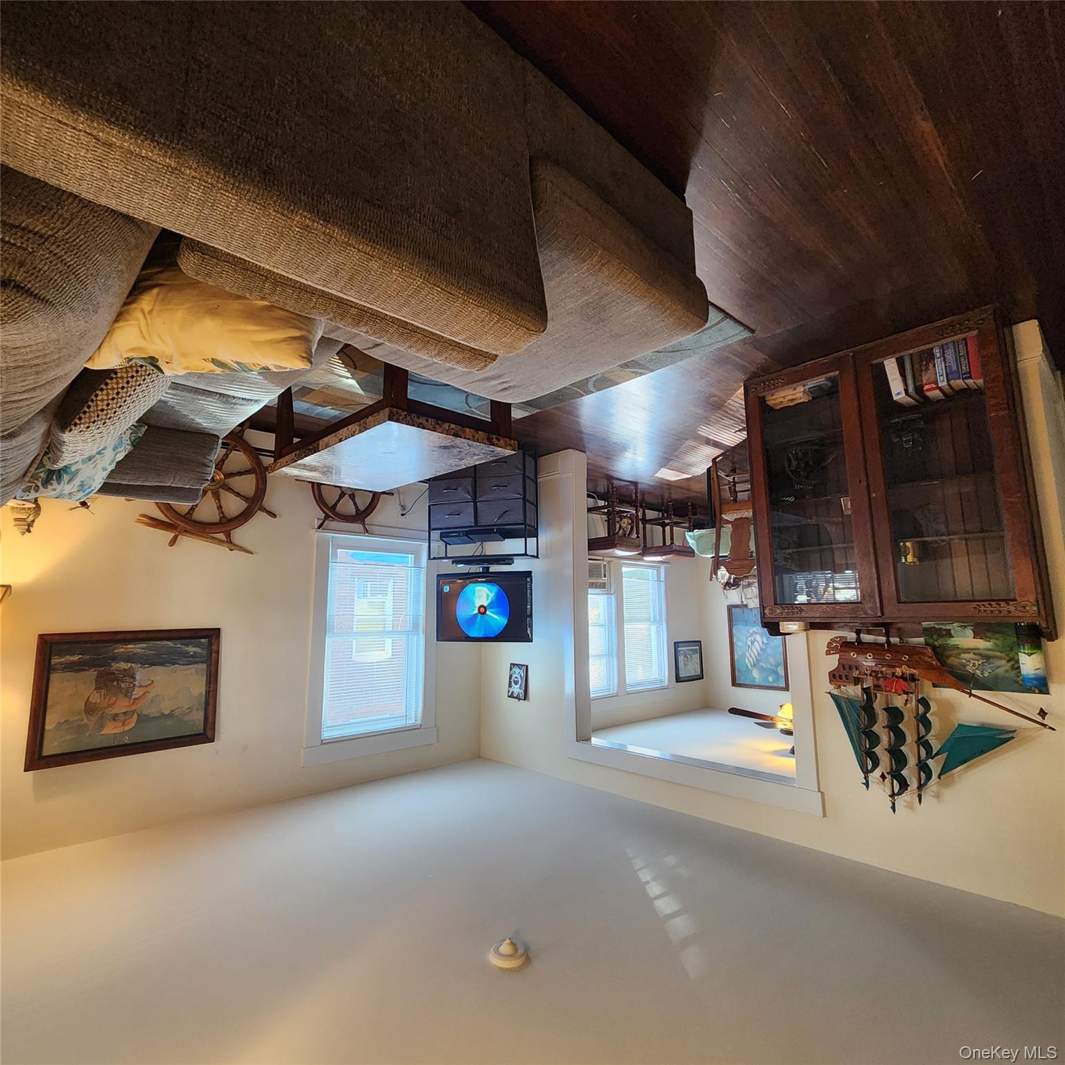 24 Prairie Avenue Unit: B