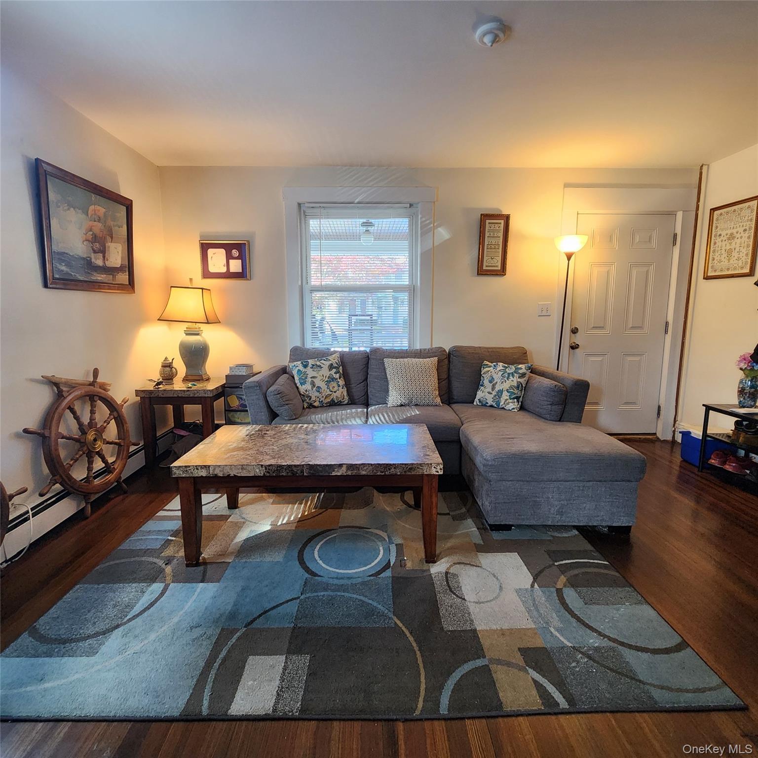 24 Prairie Avenue Unit: B