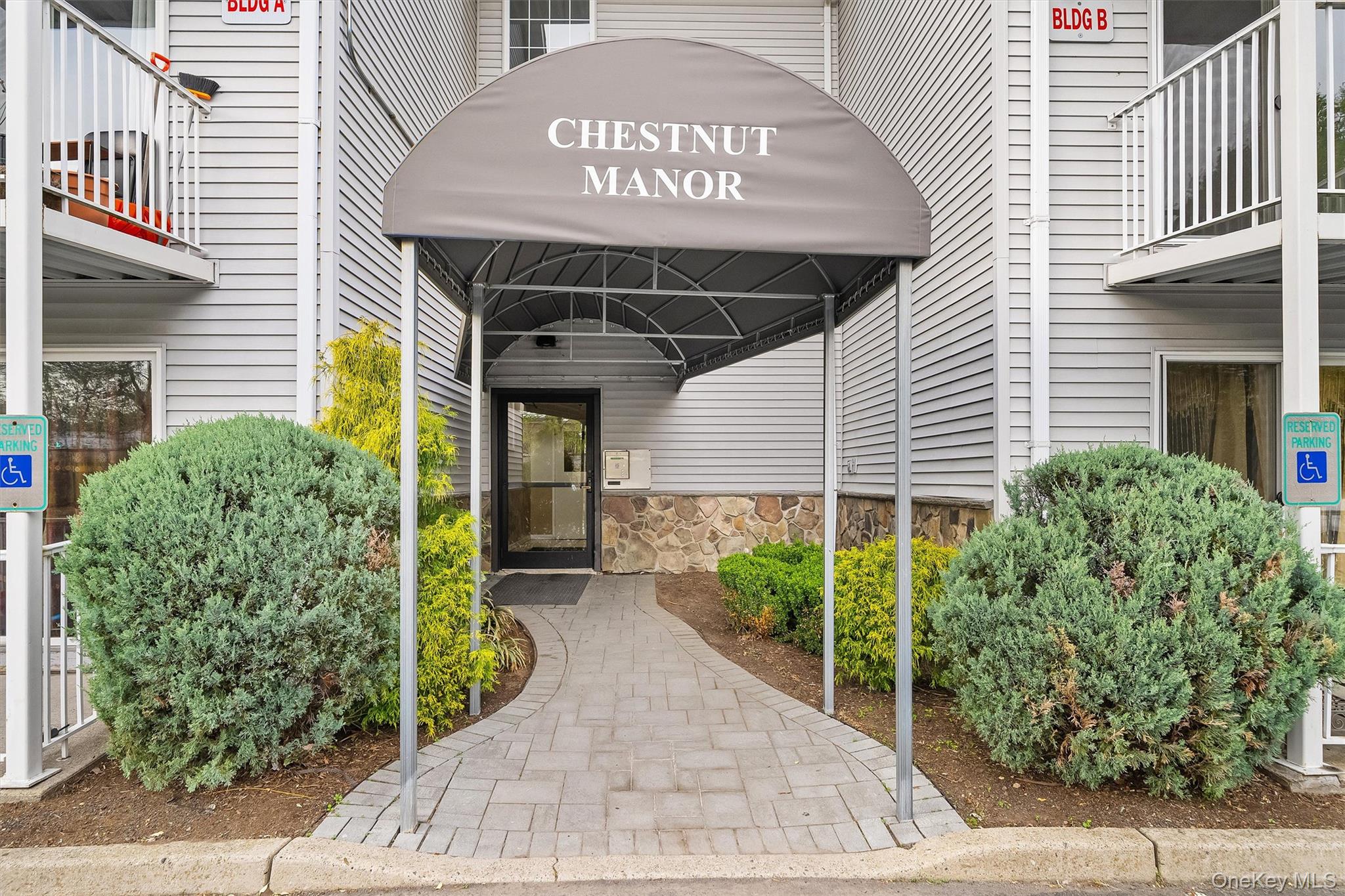 10-12 Chestnut Street Unit: B303