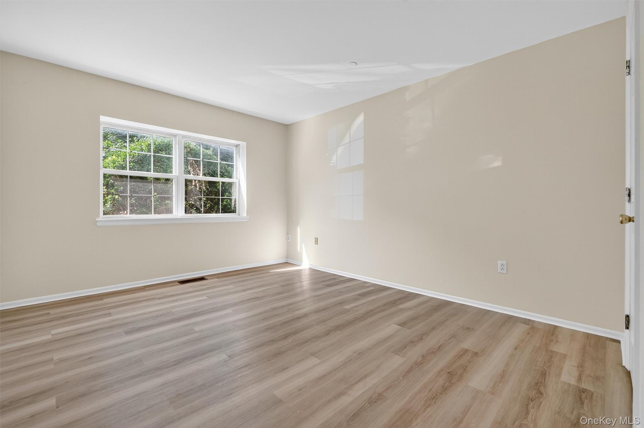 10-12 Chestnut Street Unit: B108