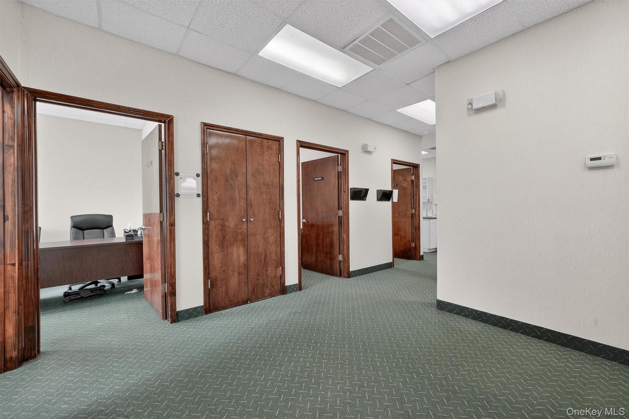 24-26 Liberty Square Mall