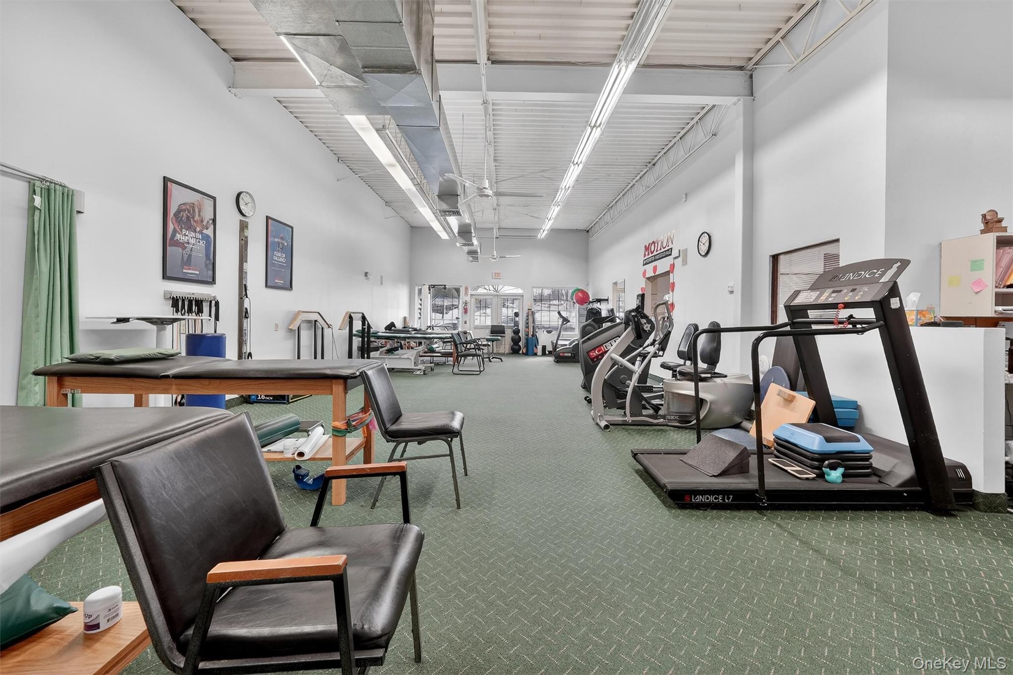 24-26 Liberty Square Mall