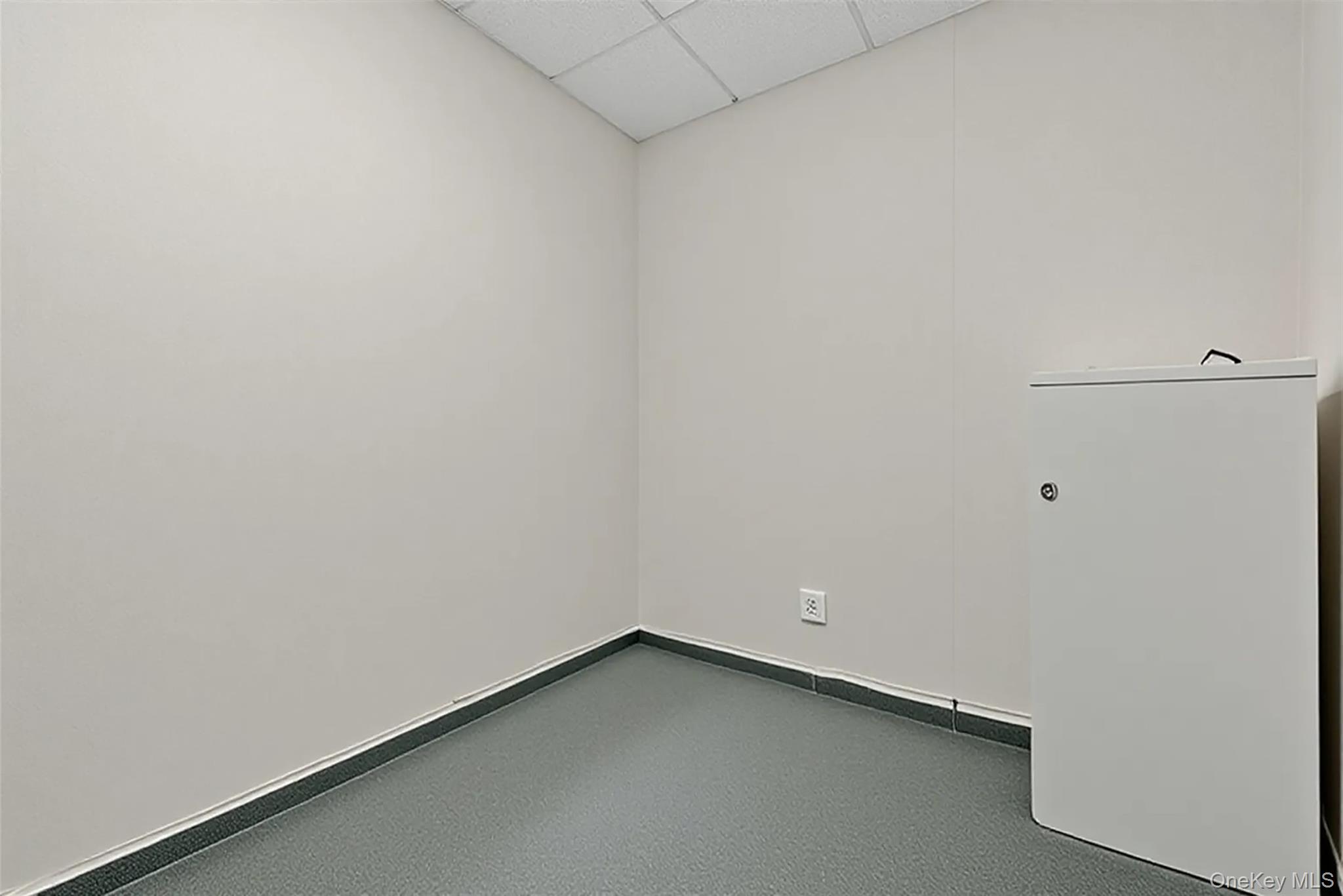 24-26 Liberty Square Mall