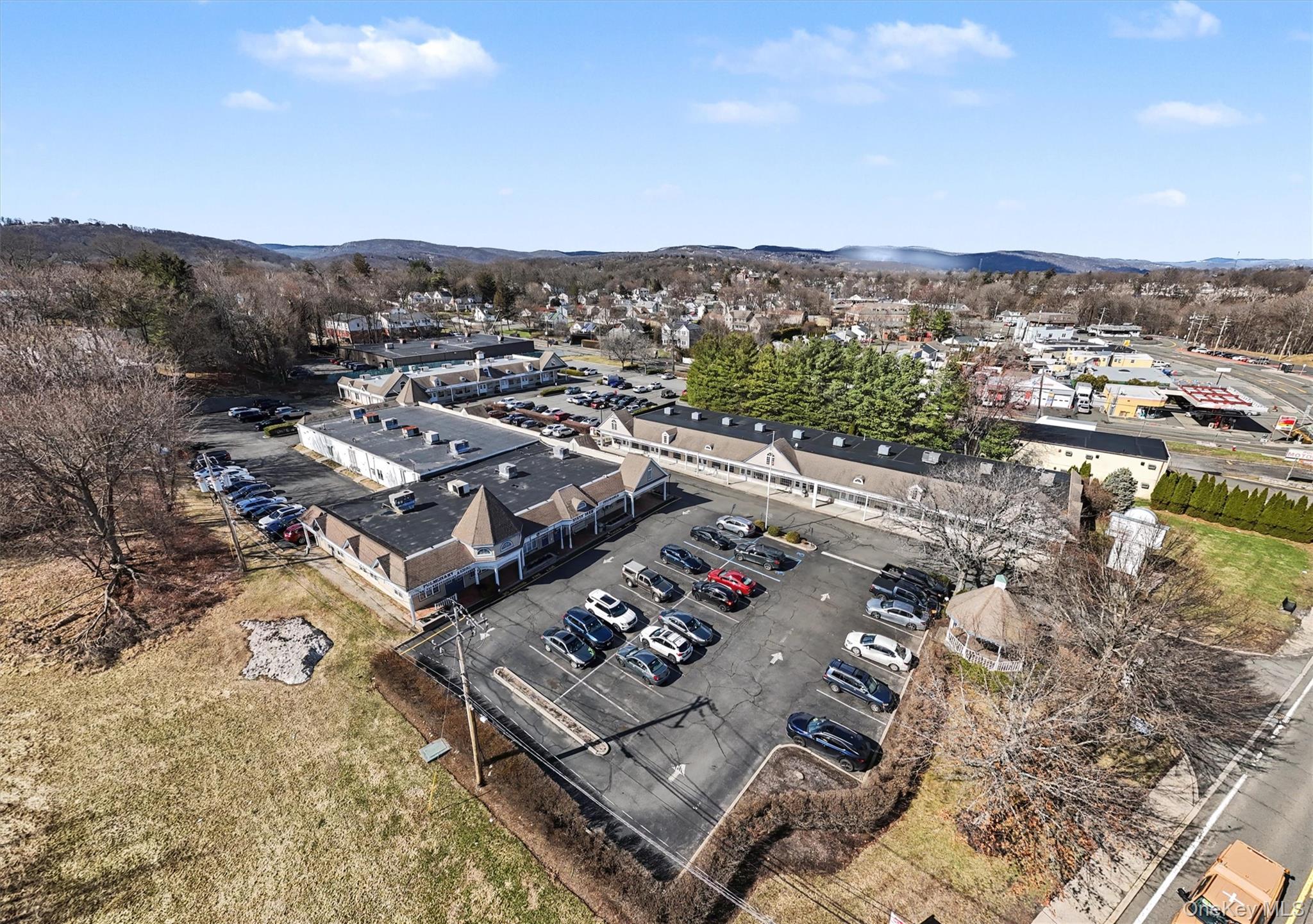 24-26 Liberty Square Mall