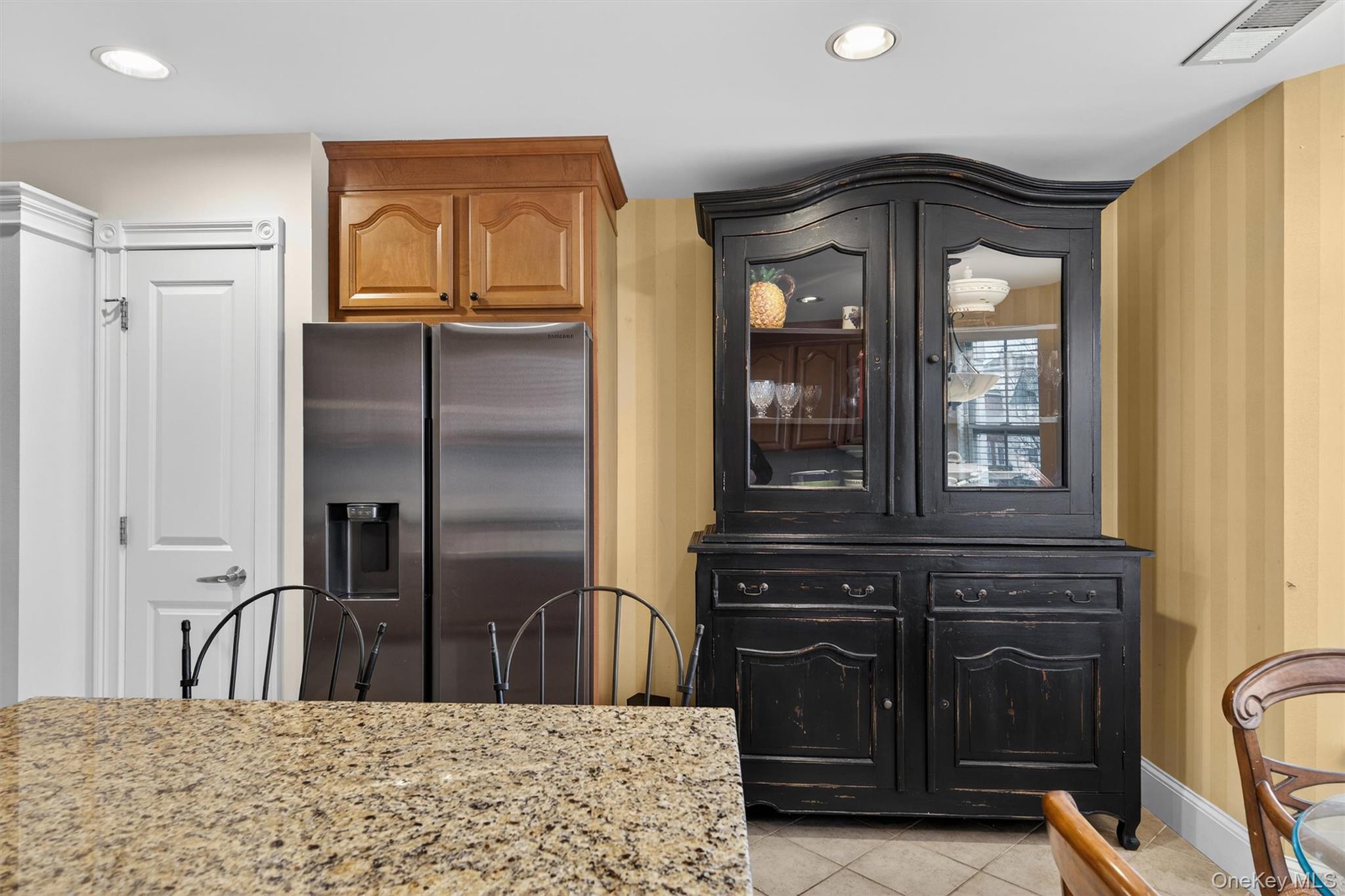 3 Harbor Pointe Drive