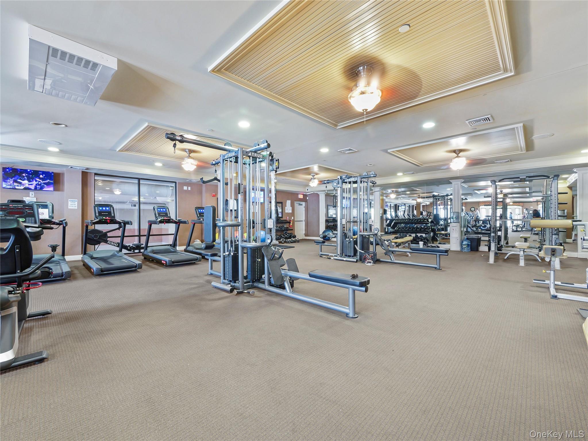 3 Harbor Pointe Drive