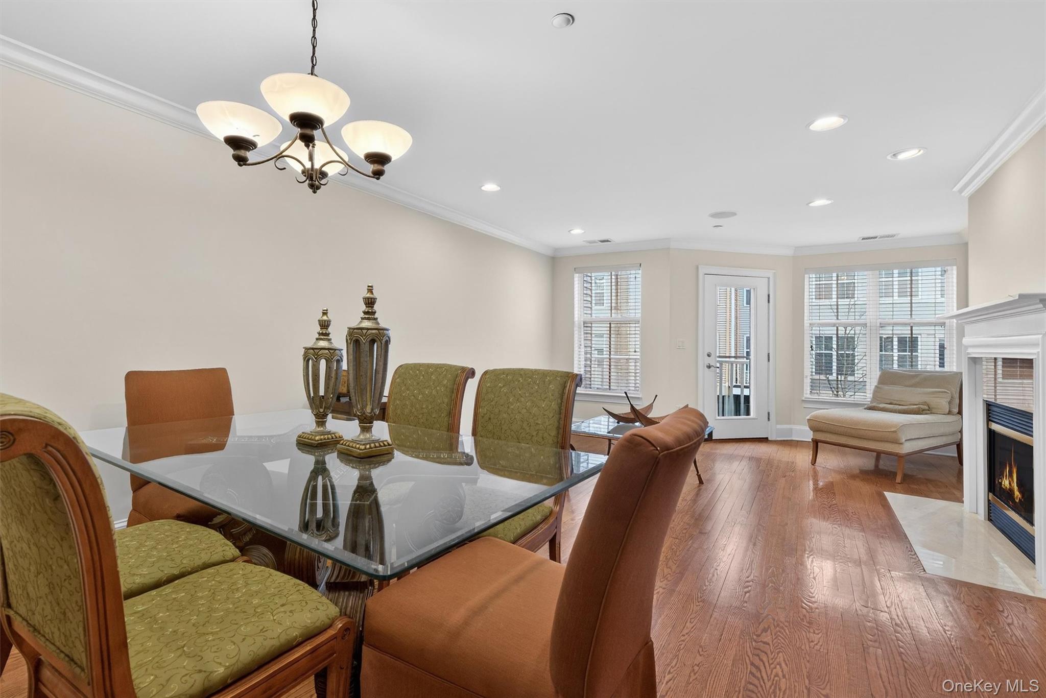 3 Harbor Pointe Drive