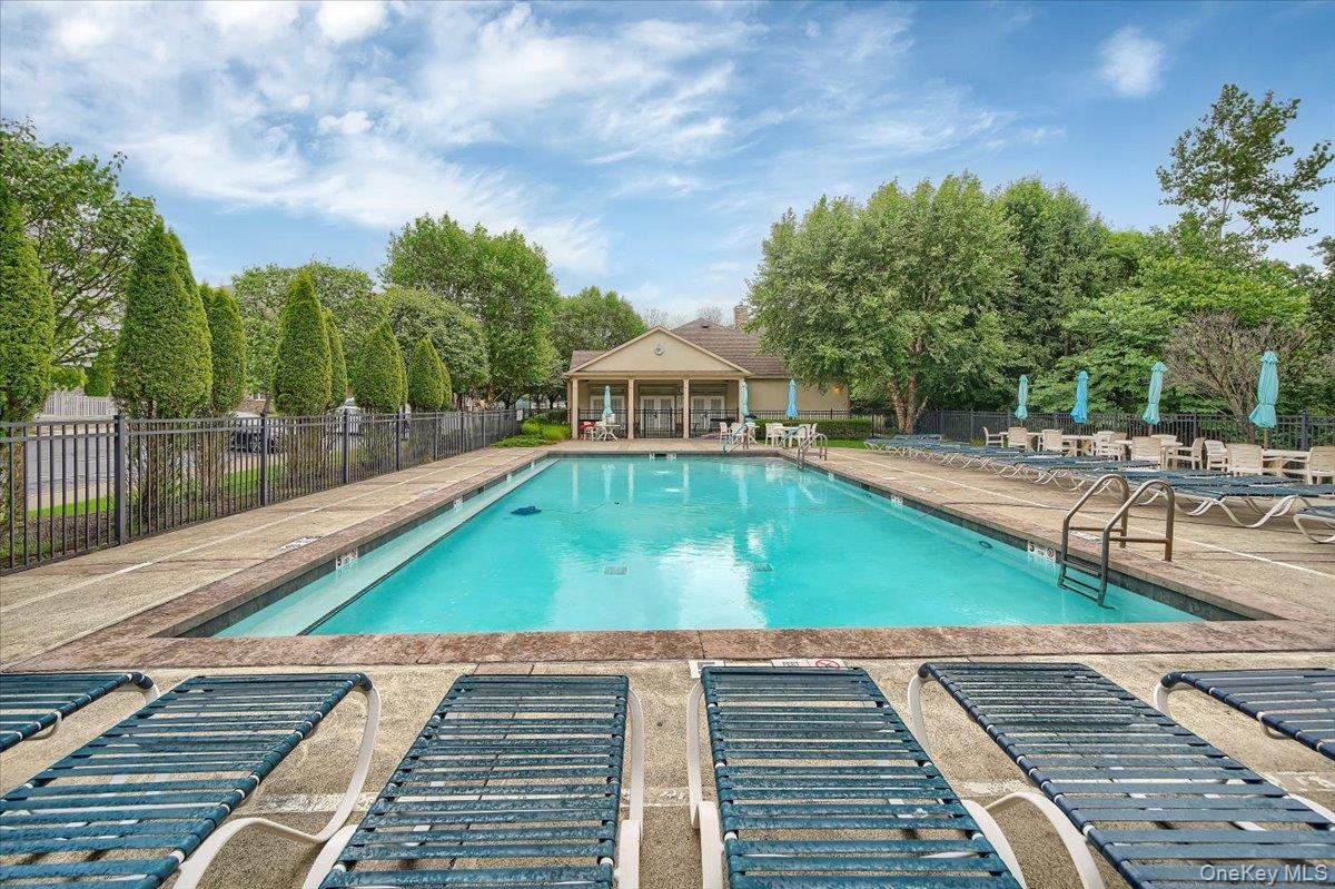 28 N De Baun Avenue Unit: 304