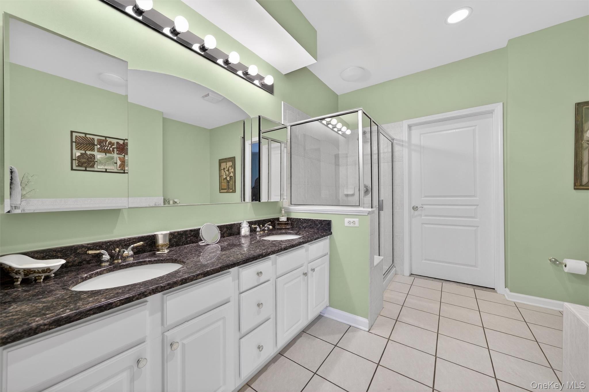 28 N De Baun Avenue Unit: 304