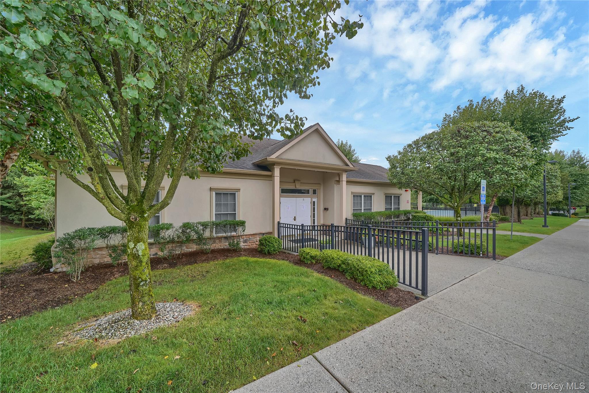 28 N De Baun Avenue Unit: 304