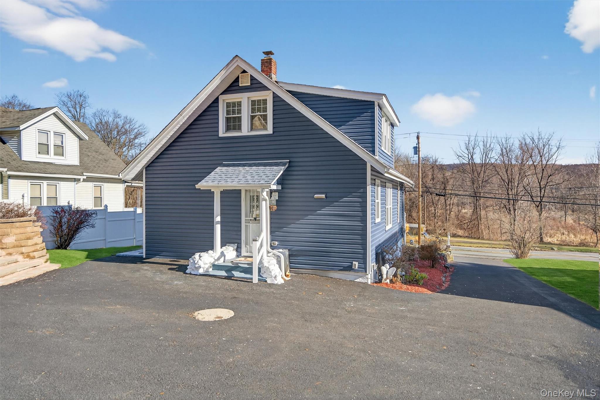 109 S Plank Road