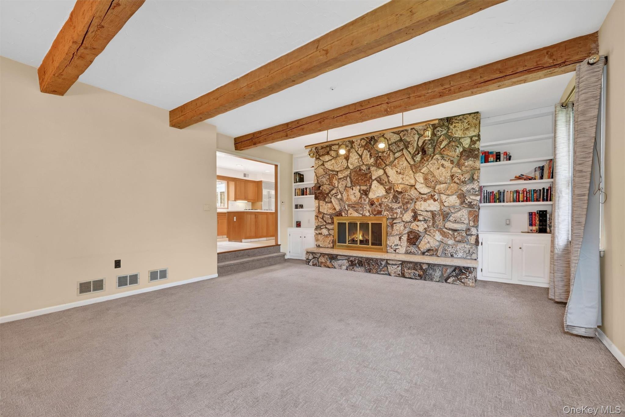 1 Vivian Place