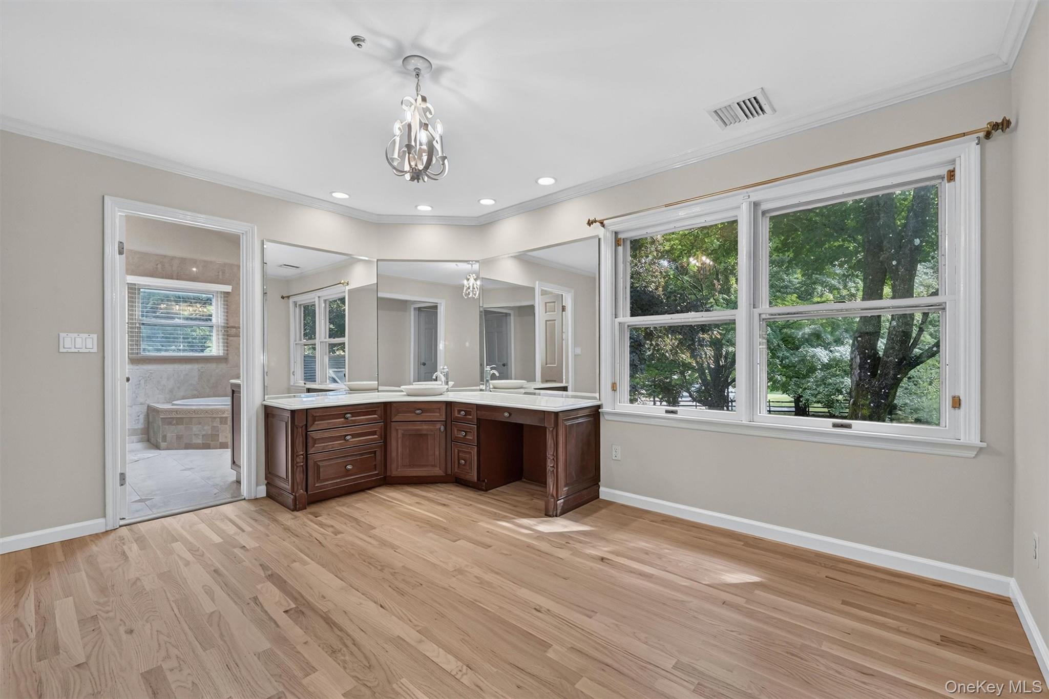 1 Vivian Place
