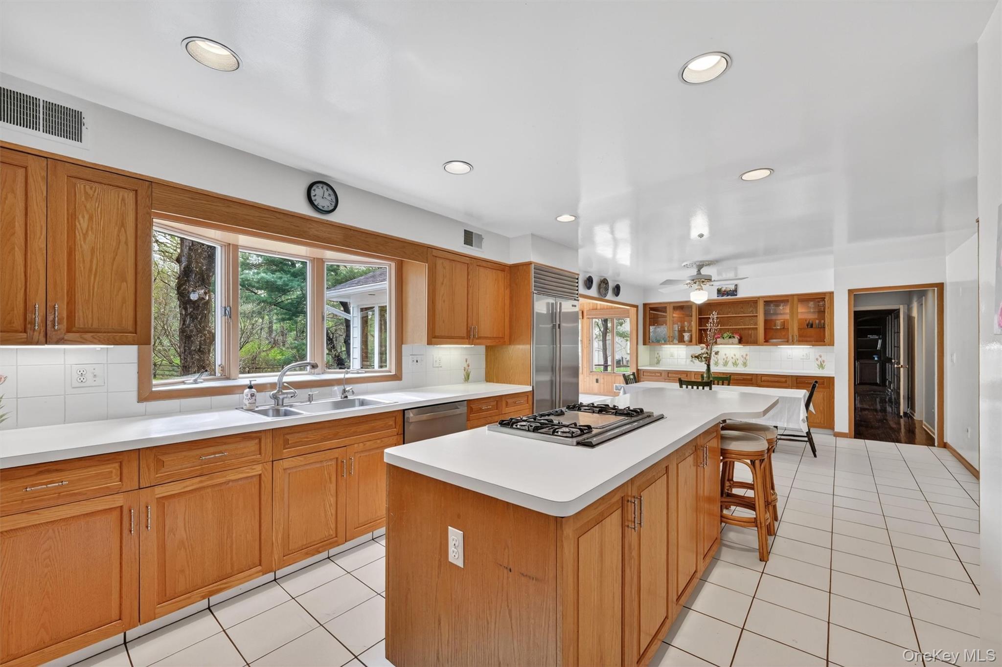 1 Vivian Place