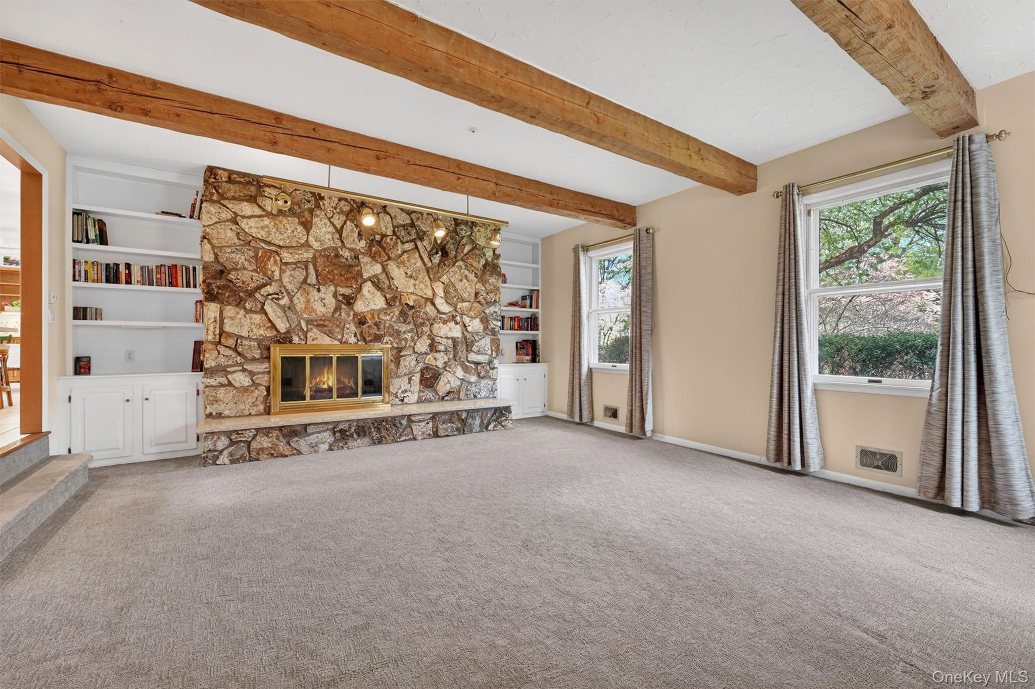1 Vivian Place
