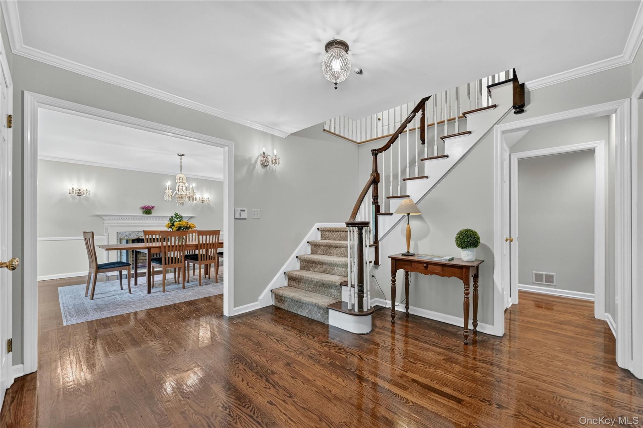 1 Vivian Place
