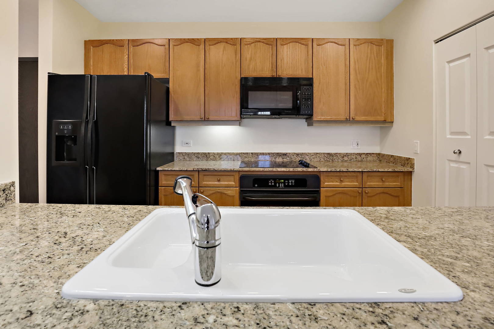 737 W Washington Boulevard Unit: 1802