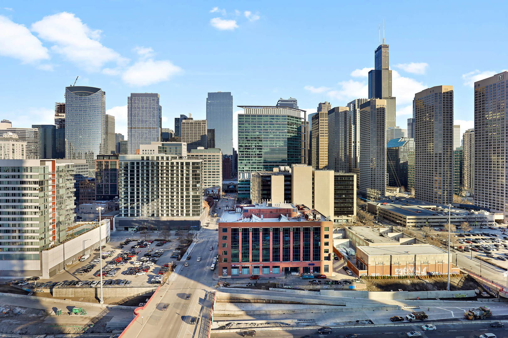 737 W Washington Boulevard Unit: 1802