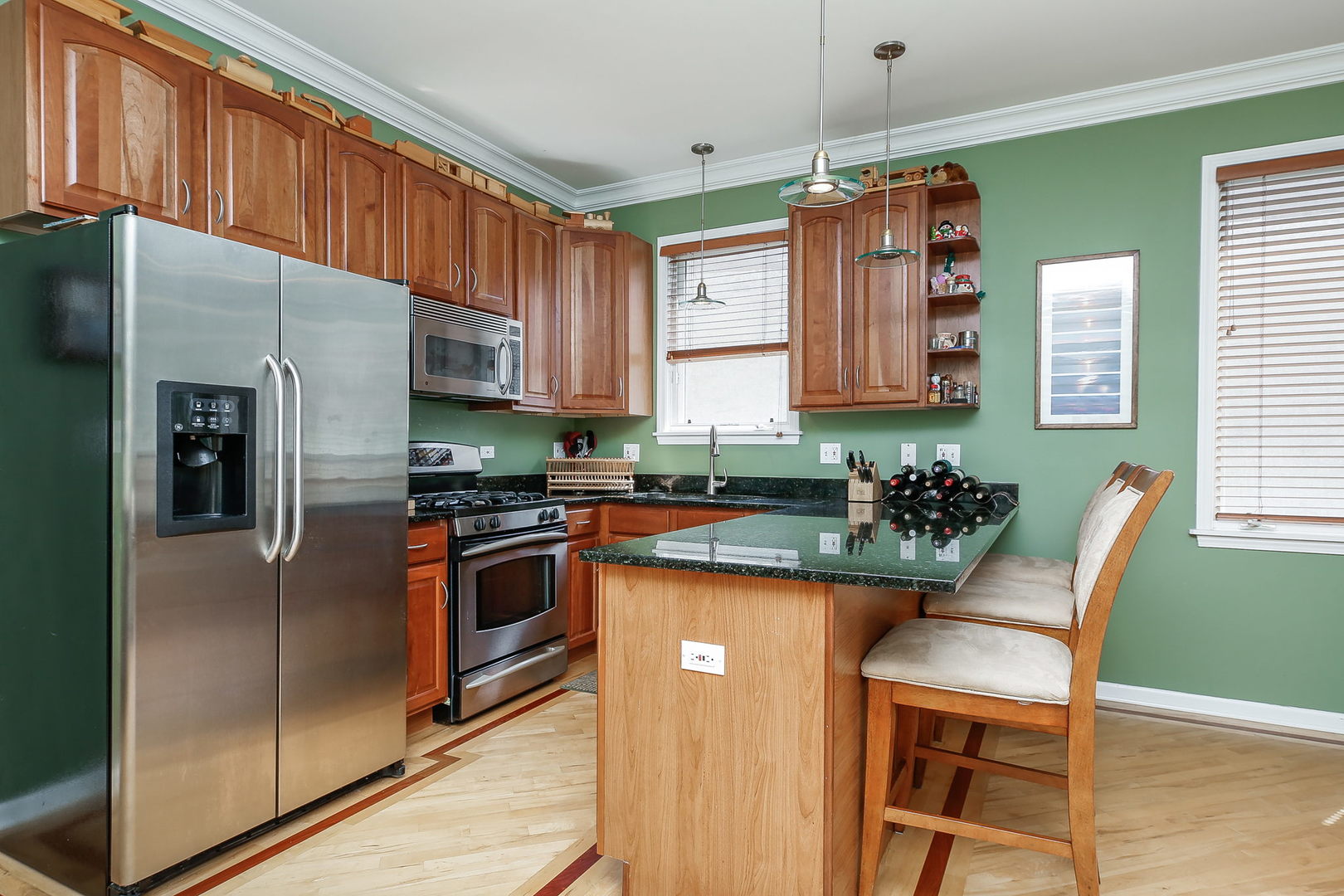 1407 N Campbell Avenue Unit: 1