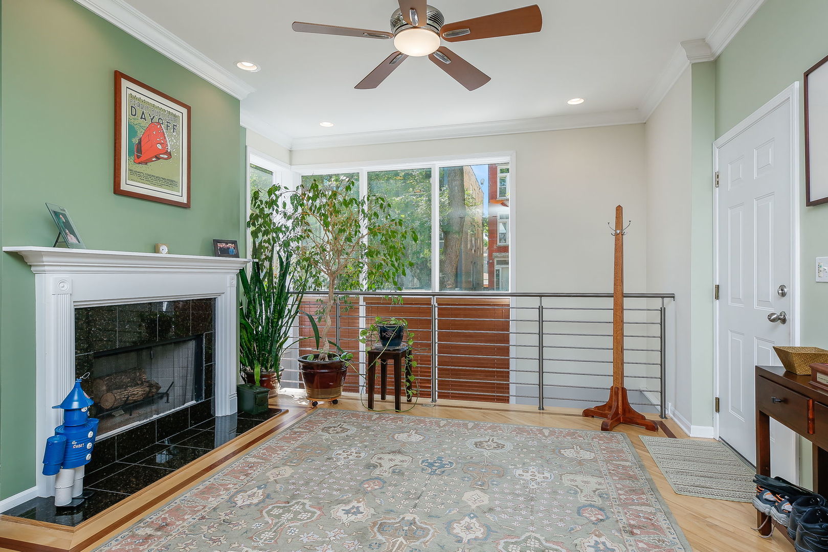 1407 N Campbell Avenue Unit: 1