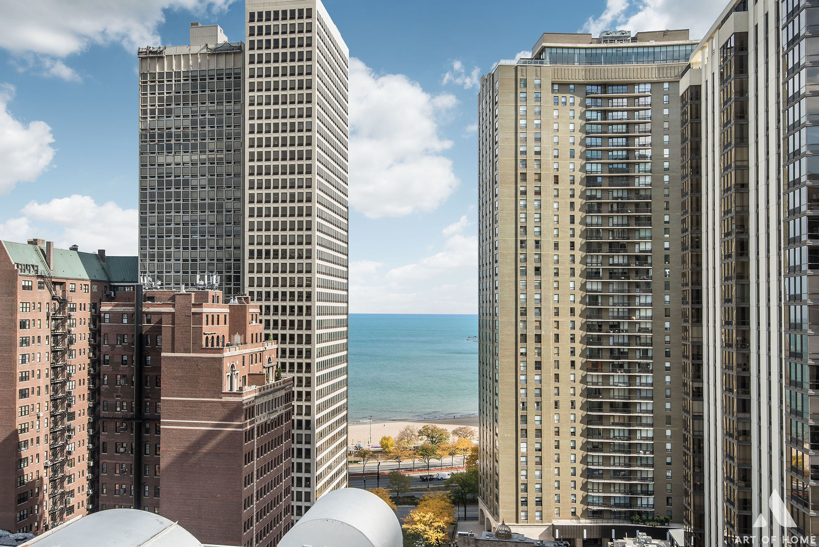 33 E Cedar Street Unit: 10C