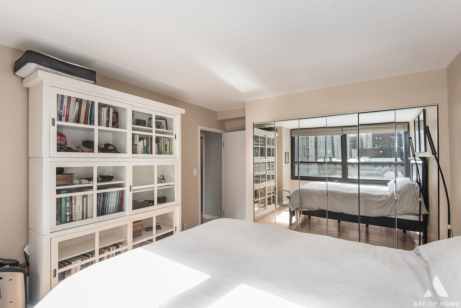 33 E Cedar Street Unit: 10C
