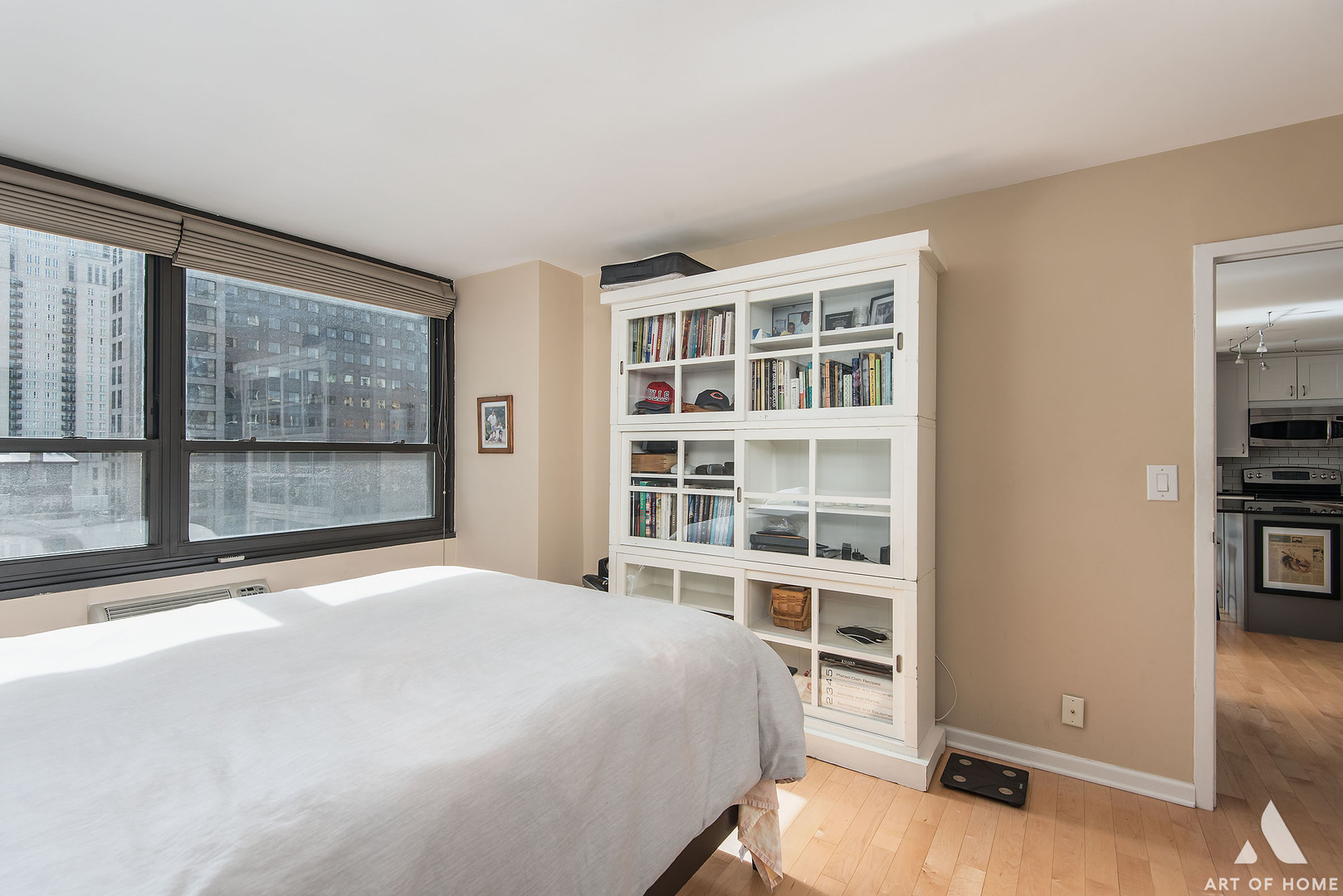 33 E Cedar Street Unit: 10C