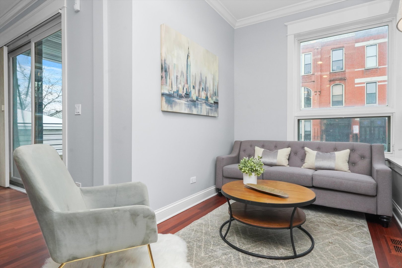 1712 W BEACH Avenue Unit: 1